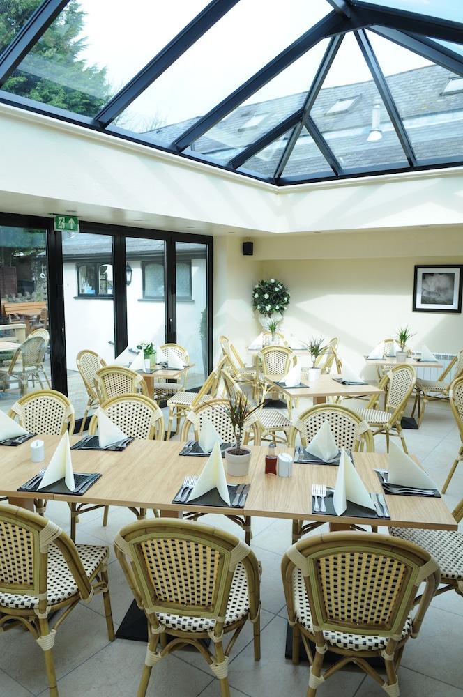 The Old Barn Inn Newport  Luaran gambar