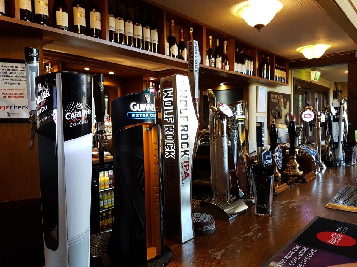 The Old Barn Inn Newport  Luaran gambar